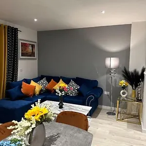  Apartment Amazing 3bedroom Flat