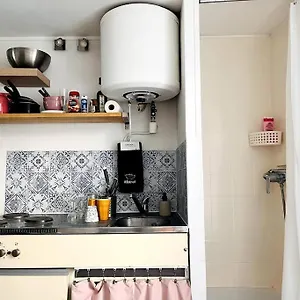  Apartment Cute Marais Private For 2 France